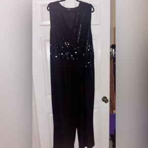 Bebe Black Textured Garment